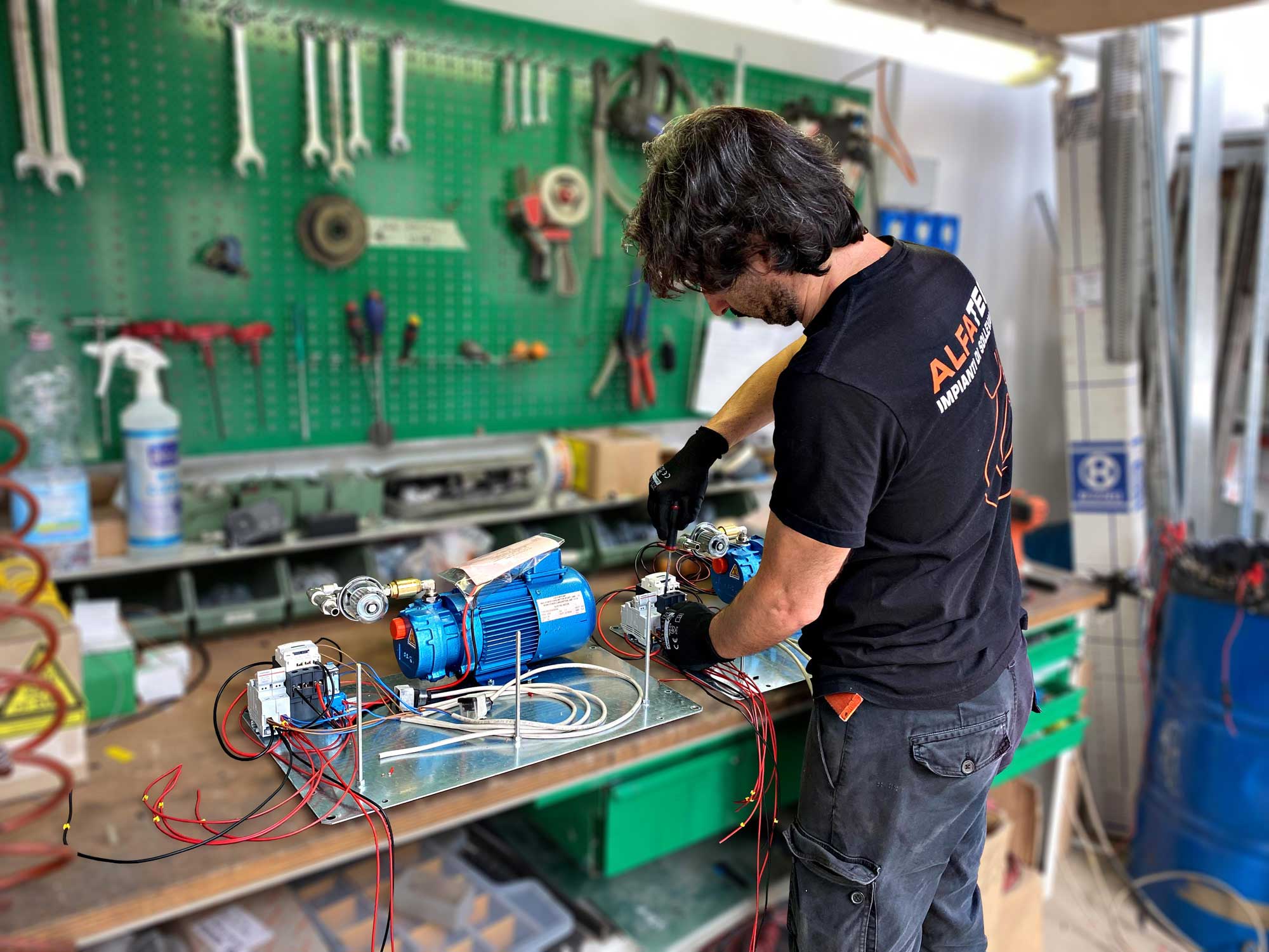 foto-lavoro-elettrico foto lavoro elettrico